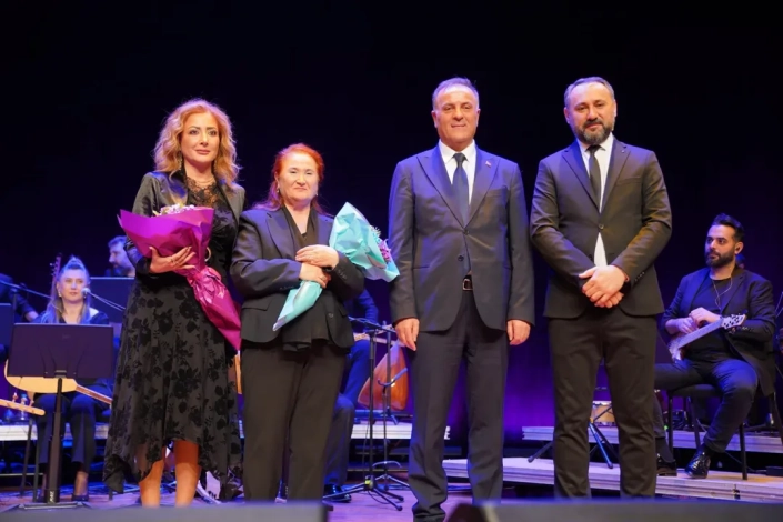 İBB T&Uuml;RK HALK M&Uuml;ZİĞİ TOPLULUĞU MUHLİS AKARSU'YU ANMA KONSERİ