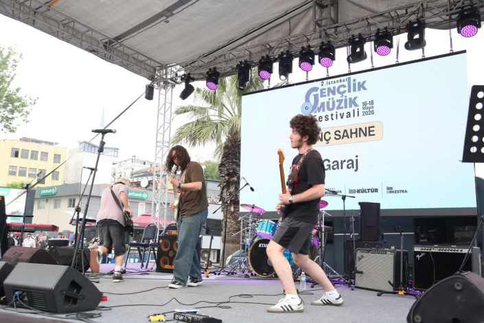2 2. İSTANBUL GENÇLİK MÜZİK FESTİVALİ