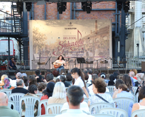 9 İBB ÇOCUK SANAT EĞİTİMLERİ YIL SONU KONSERİ - GELECEK SAHNEDE