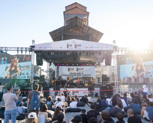 11 3. ULUSLARARASI İSTANBUL GİTAR GÜNLERİ, MÜZİK DOLU ÜÇ GÜNÜN ARDINDAN SONA ERDİ!